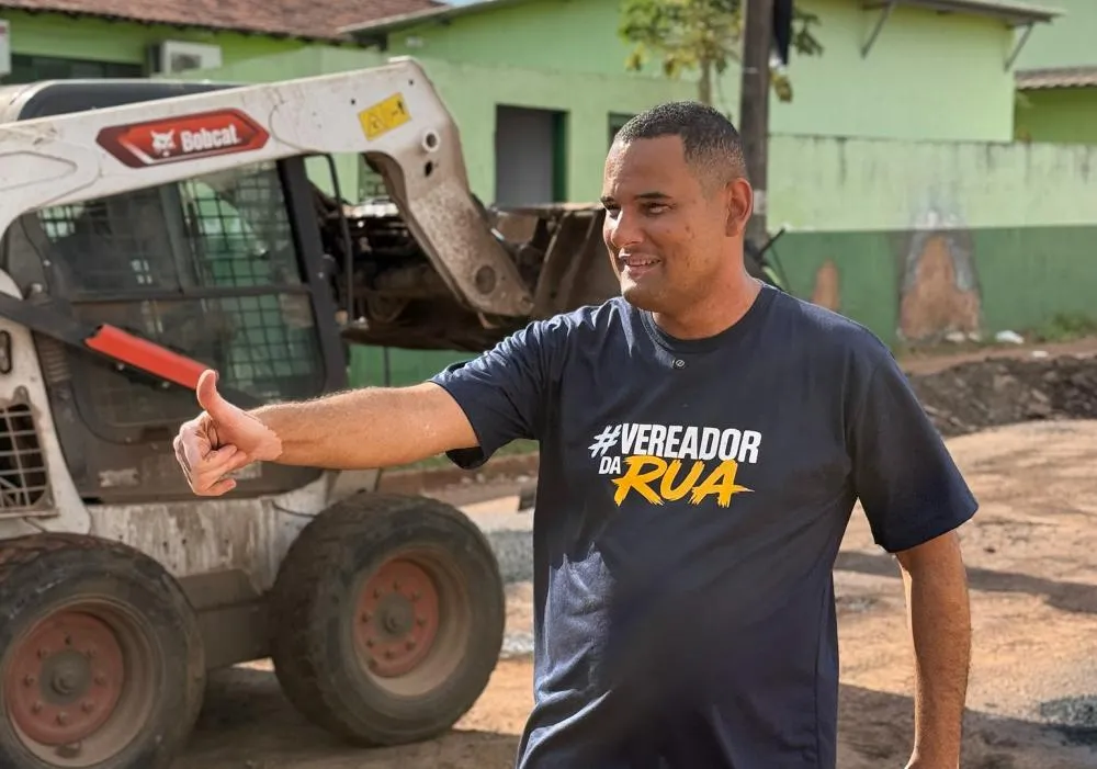 Vereador Wilson Lands fiscaliza operação tapa-buracos nas Moreninhas