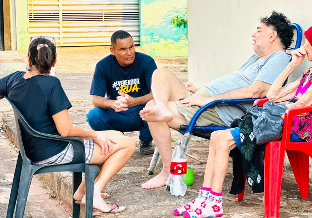 Vereador Wilson Lands visita Bairro Parati, ouve moradores e encaminha demandas por melhorias na infraestrutura